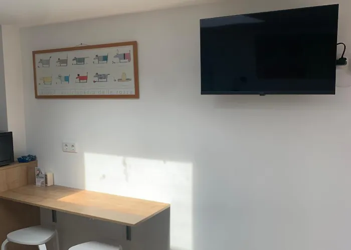 South Ii With Free Parking